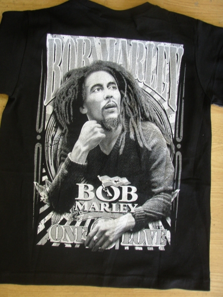 Bob Marley t-shirt